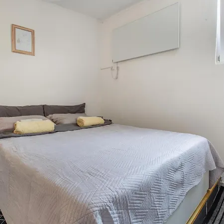 Holiday home 2 Bedroom Lovely In *